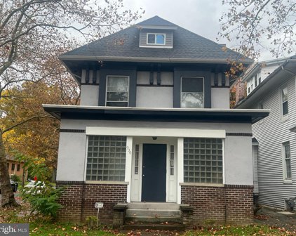 900 N 16th St, Harrisburg