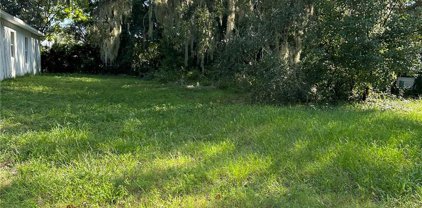 W Walts Avenue, Deland