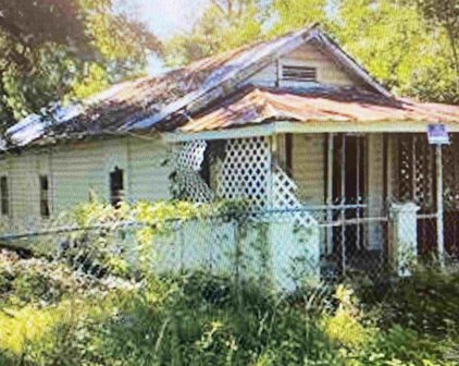 1914 S St, Pensacola