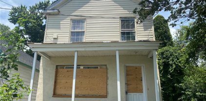 1047 30th Street, Newport News South