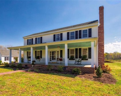 6668 Havers Hall Road, Gloucester