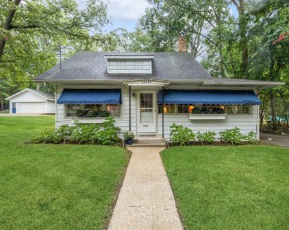 46208 Perkins Boulevard, New Buffalo