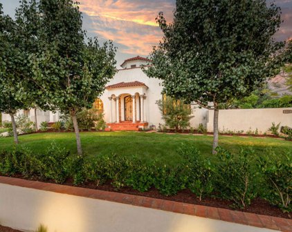 330 N Arden Boulevard, Los Angeles
