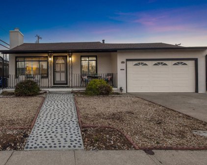 108 April Avenue, South San Francisco