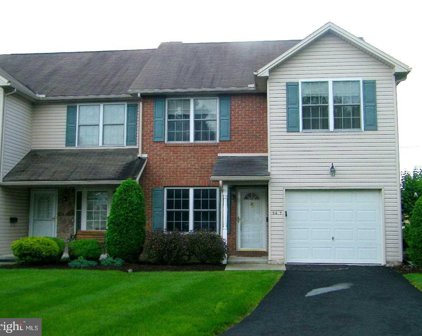 3417 Chestnut St, Camp Hill