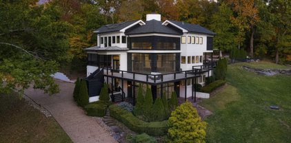 1168 Waller Rd, Brentwood