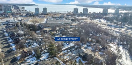 40 Perry St, Barrie