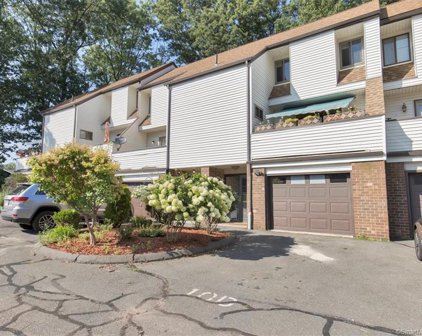 285 Queen Street Unit 10D, Southington