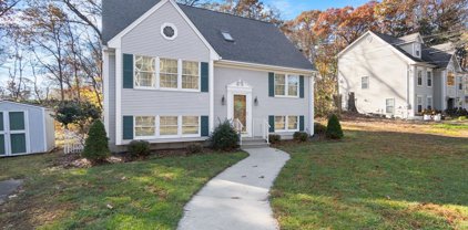 231 Thurber Ave, Attleboro