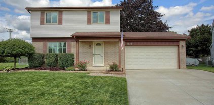8739 Thornwood, Sterling Heights