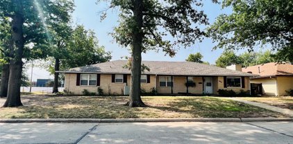 2629 N Windsor Place, Oklahoma City
