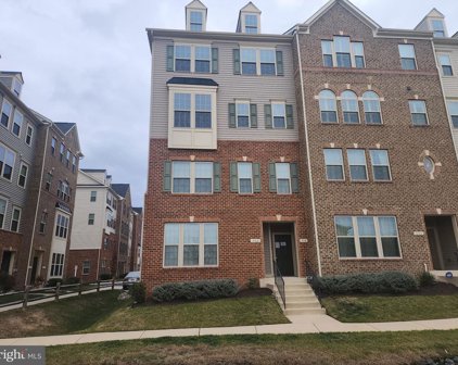 804 Orchard Tree Rd, Odenton