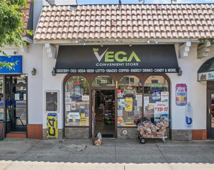 232 W Park Avenue, Long Beach