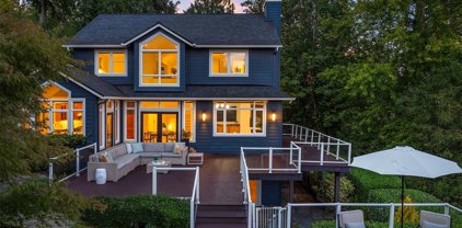 6705 NE Dapple Court, Bainbridge Island