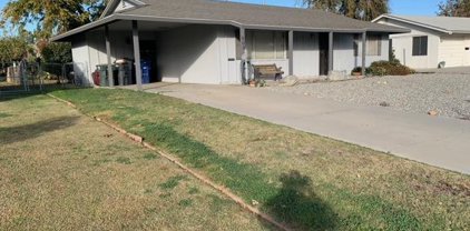 909 River Oaks, Bakersfield