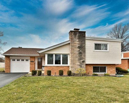 429 E Atwater Avenue, Elmhurst