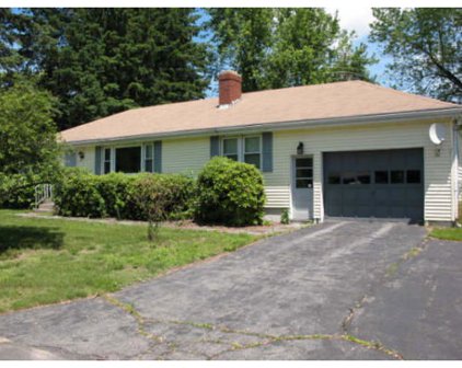 4 Mary Ann Dr, Boylston