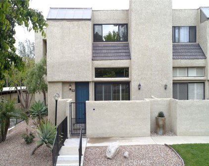 984 W Riverside Drive Unit 10, Burbank
