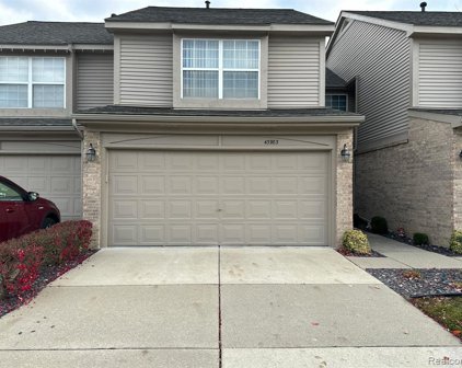 43983 STONEY, Sterling Heights