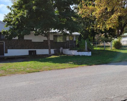 404 Fir St, Newport