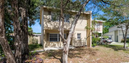 2038 Los Lomas Drive, Clearwater