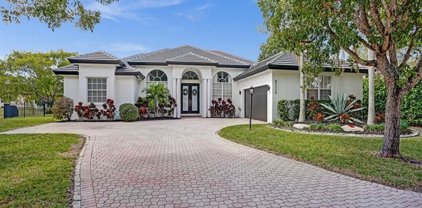 8324 NW 44th St, Coral Springs