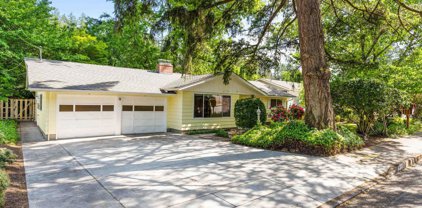 3320 NW Norwood Dr
