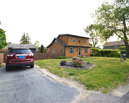 69 Dyer  Avenue, East Providence