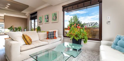 363 W 28th Street, North Vancouver
