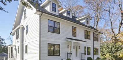 276 Mill St, Newton