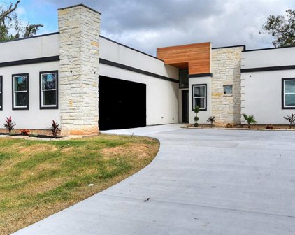 209 Horse Shoe Trail, Angleton