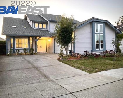111 Gainsborough Ct, Alameda