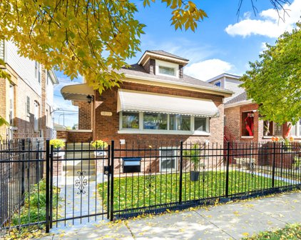 1053 N Saint Louis Avenue, Chicago