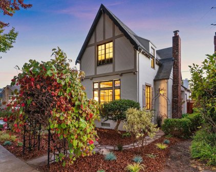 3126 Gibbons Dr, Alameda