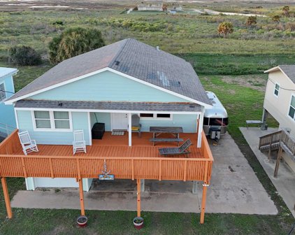 541 Beachfront Drive, Matagorda