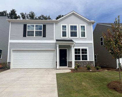 136 Braxton, Moore