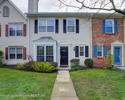 4 Sun Beau Court, Tinton Falls