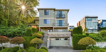 1365 33rd Avenue S, Seattle