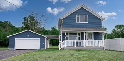 2197 West River  Road, Grand Island-144600