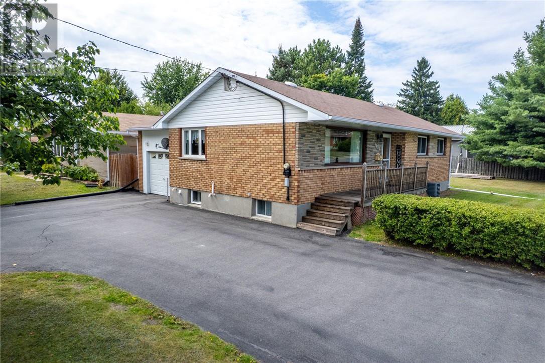 1493 Lansing Avenue, New Sudbury listing thumbnail