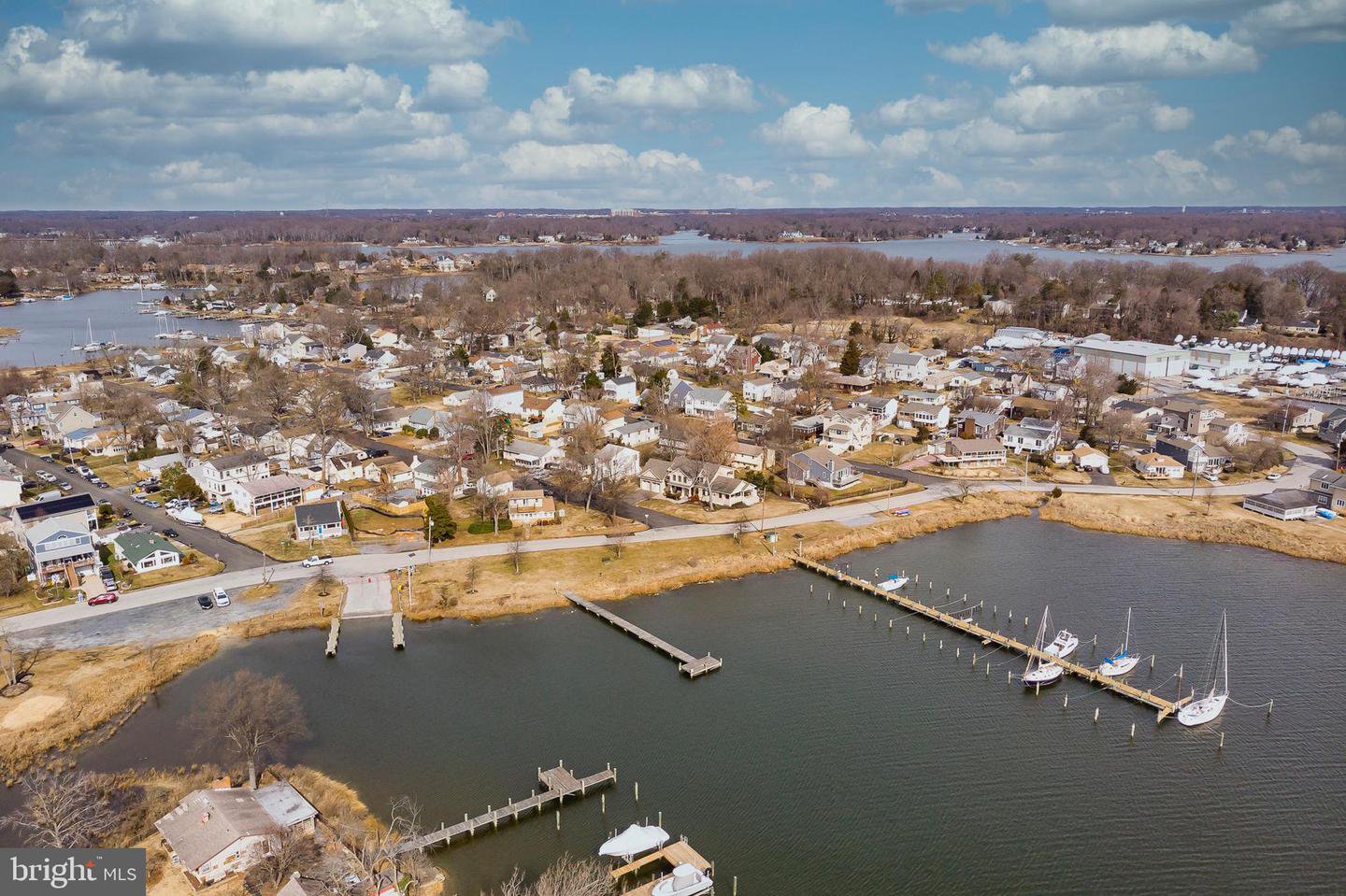 933 Shore Drive, Edgewater, Edgewater, MD 21037 in Woodland Beach