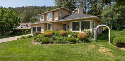 1008 Guest Road, West Kelowna