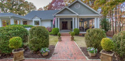 5630 Kennedy Road, Suwanee