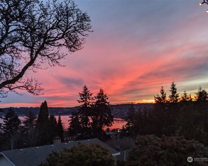6226 NE 182nd Street, Kenmore
