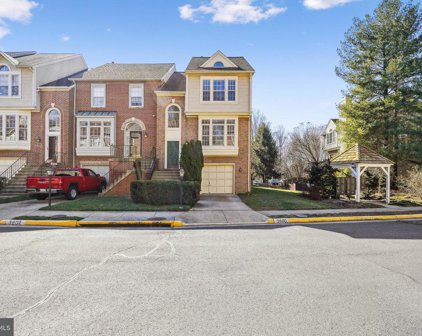3800 Inverness Rd, Fairfax