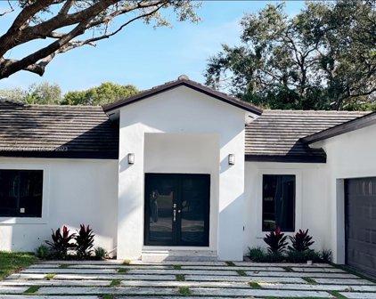 12501 Sw 82nd Ave, Pinecrest