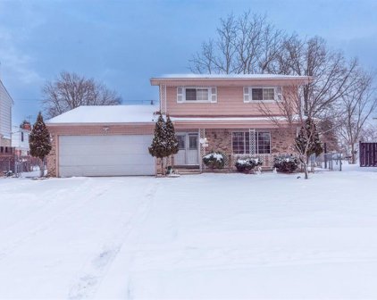 35630 Annette, Sterling Heights