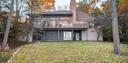 14914 Lakeshore Road, Lakeside