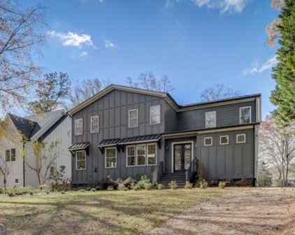 1543 Tryon Road NE, Brookhaven