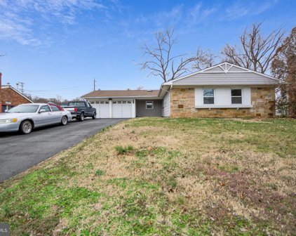 12010 Maycheck Ln, Bowie
